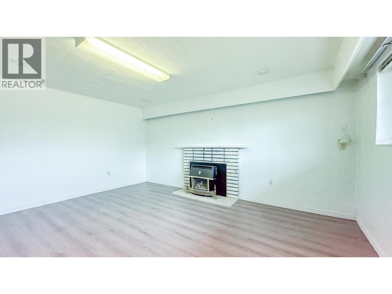 4207 UNION STREET, Burnaby