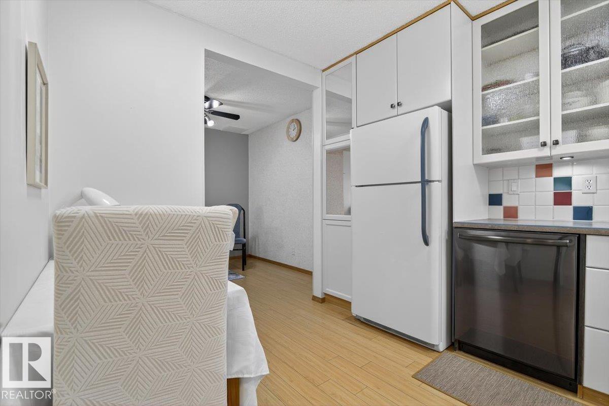 9 MCLEOD PL NW, Edmonton