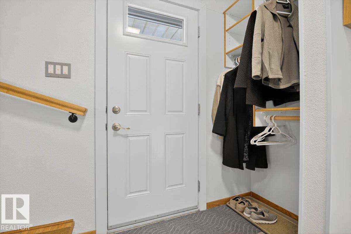 9 MCLEOD PL NW, Edmonton