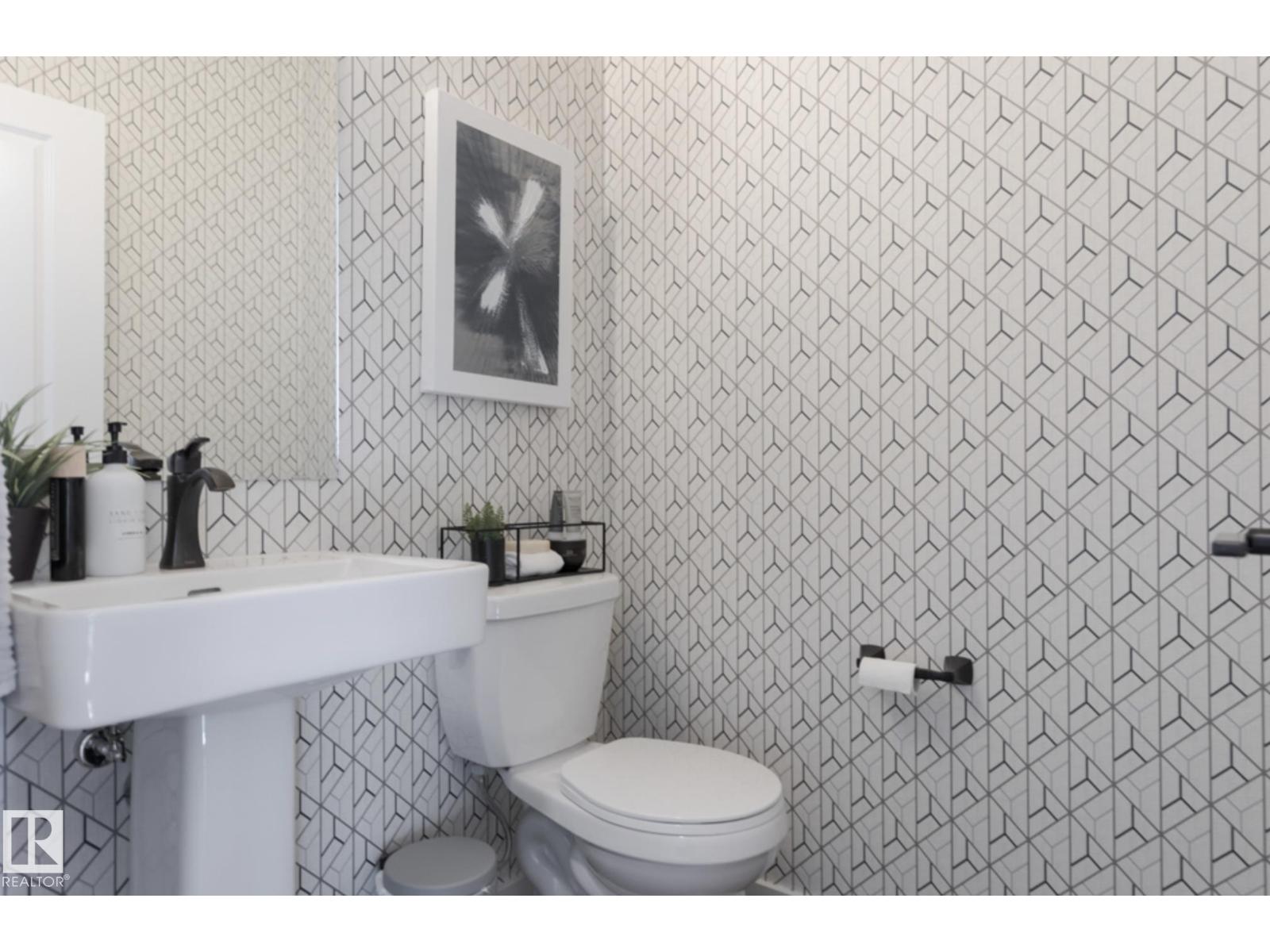 17444 2 ST NW, Edmonton