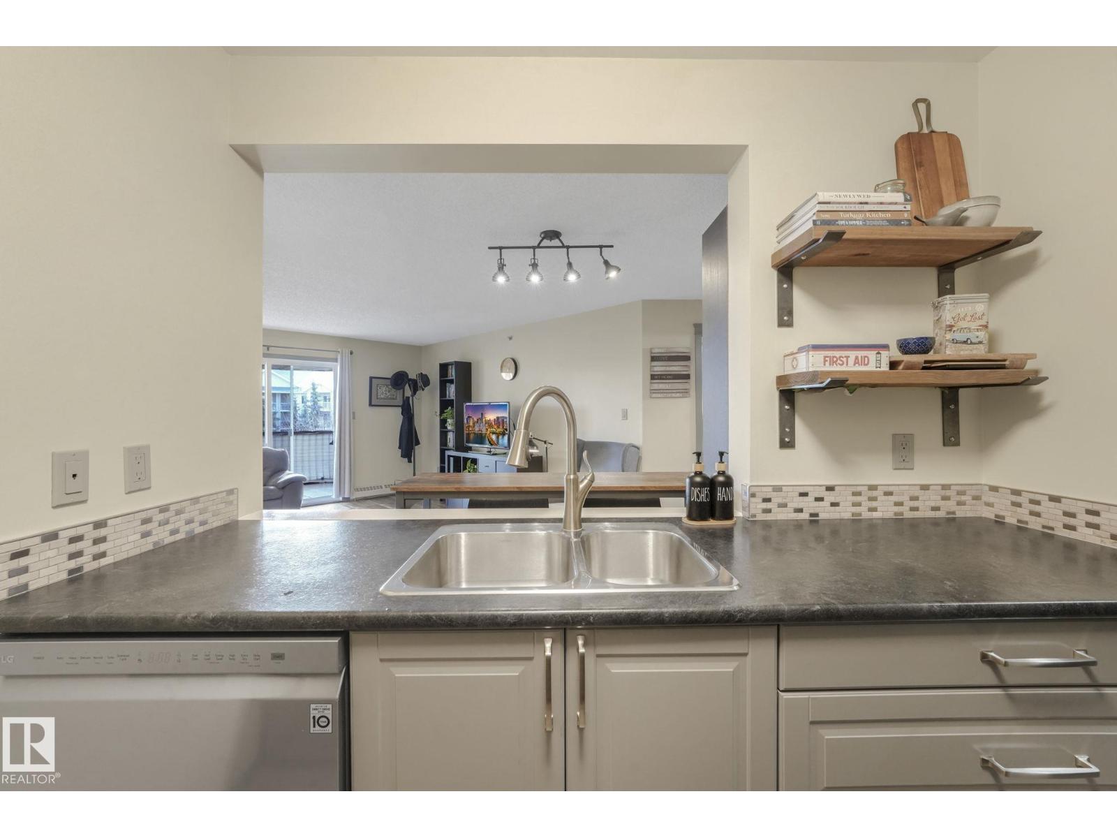 #308 11218 80 ST NW, Edmonton