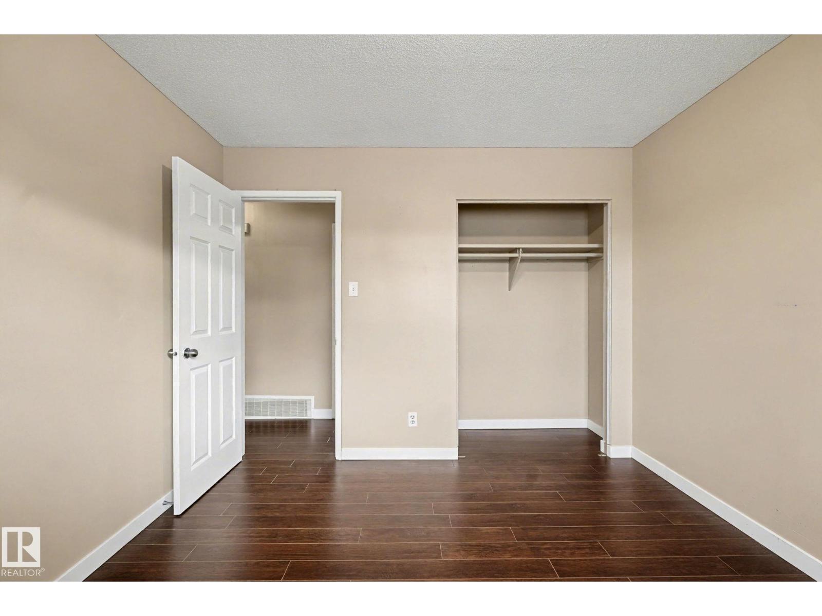 8407 149A AV NW, Edmonton