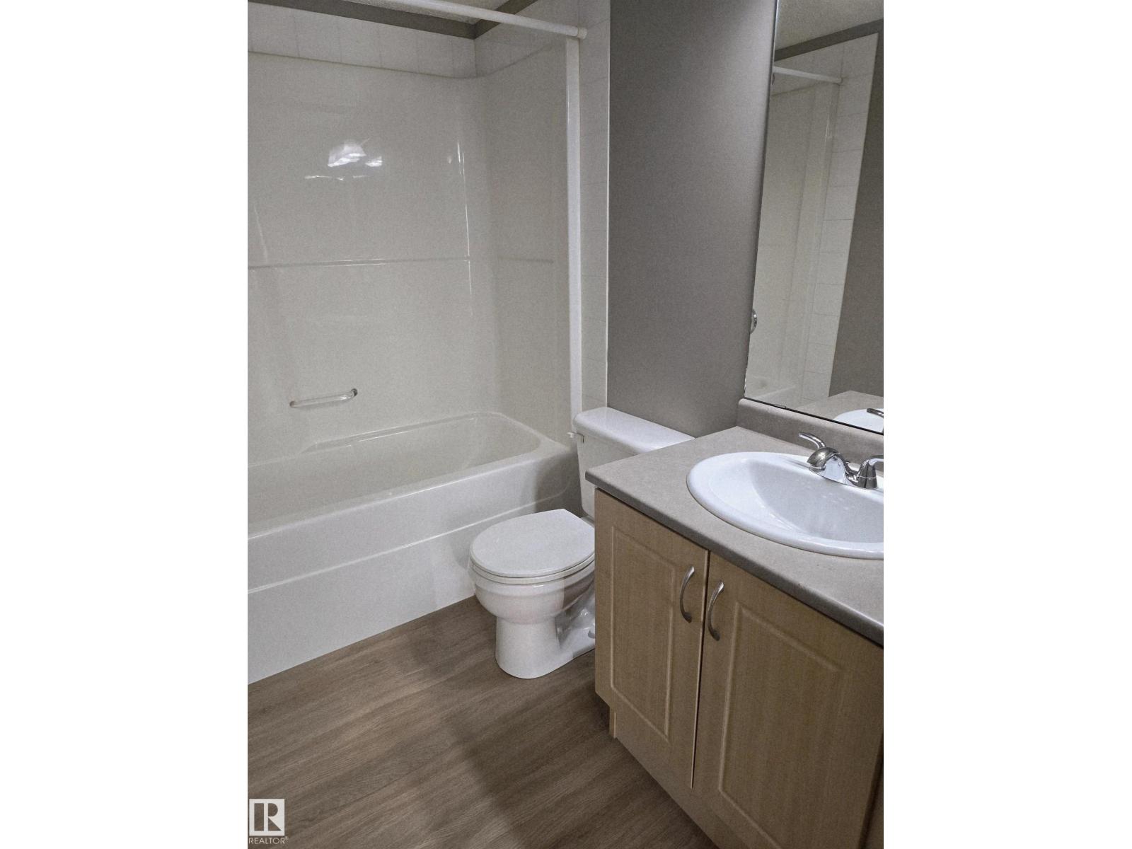 #211 11441 ELLERSLIE RD SW, Edmonton