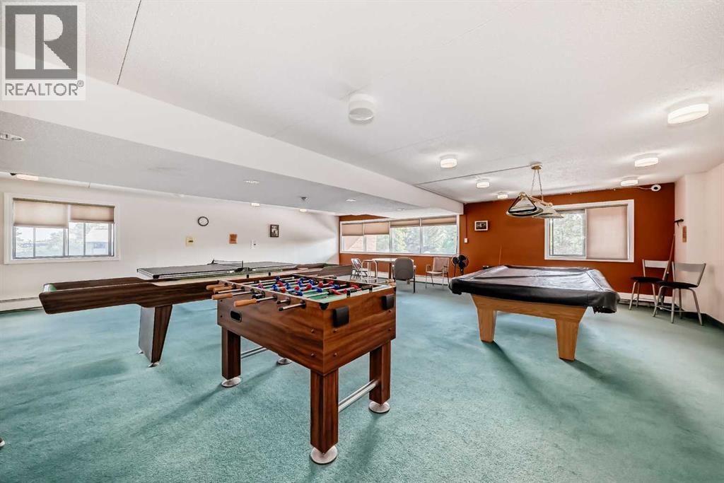 Single Family House for Sale in   Dalton Drive NW Dalhousie Calgary 