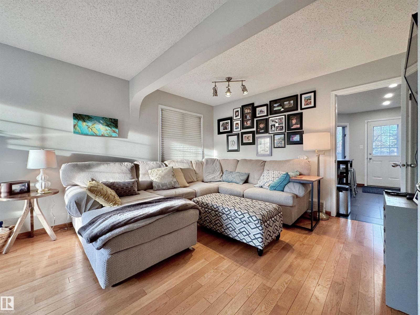 1224 POTTER GREENS DR NW, Edmonton