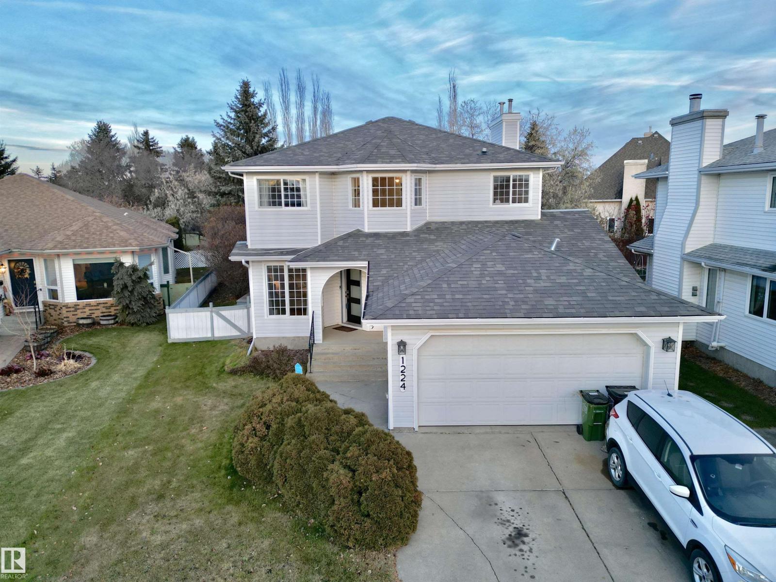 1224 POTTER GREENS DR NW, Edmonton
