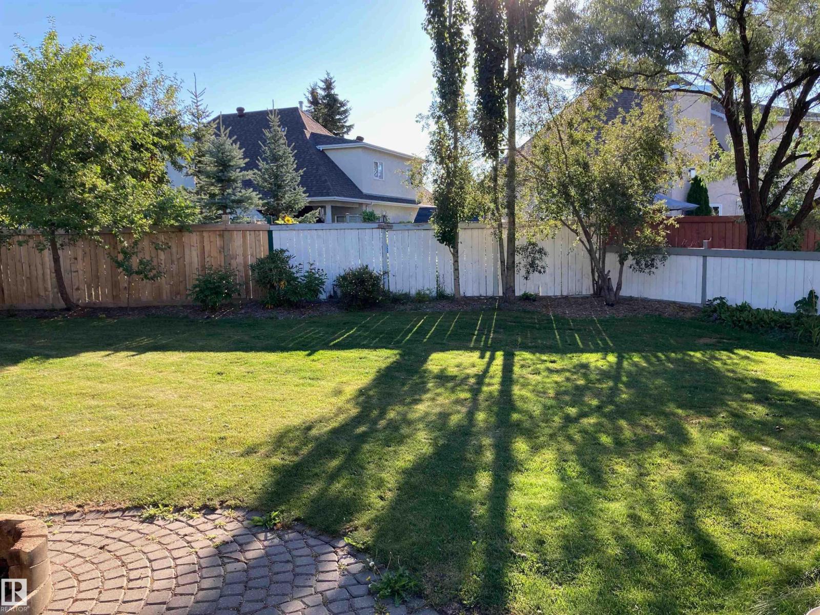 1224 POTTER GREENS DR NW, Edmonton