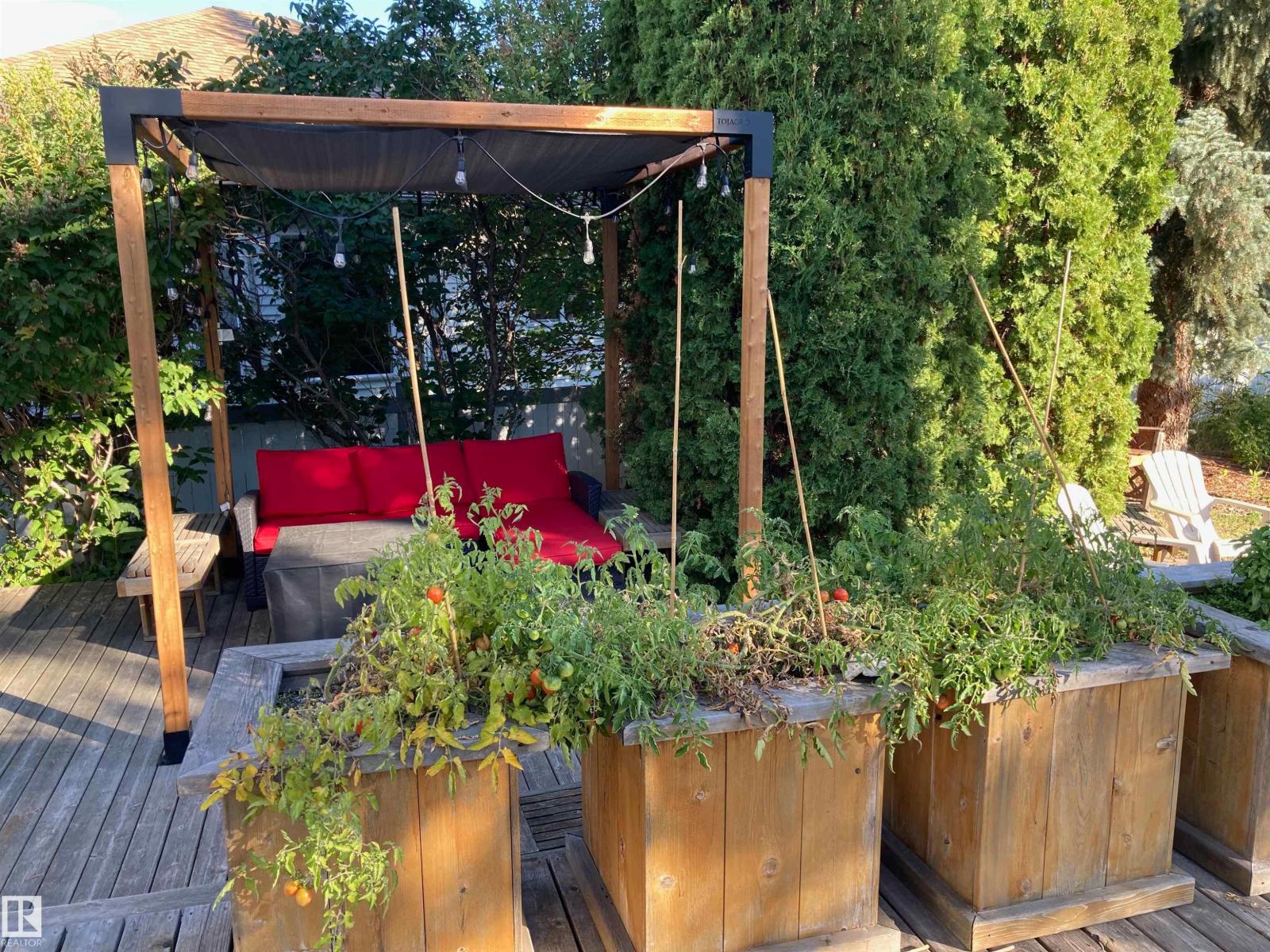 1224 POTTER GREENS DR NW, Edmonton