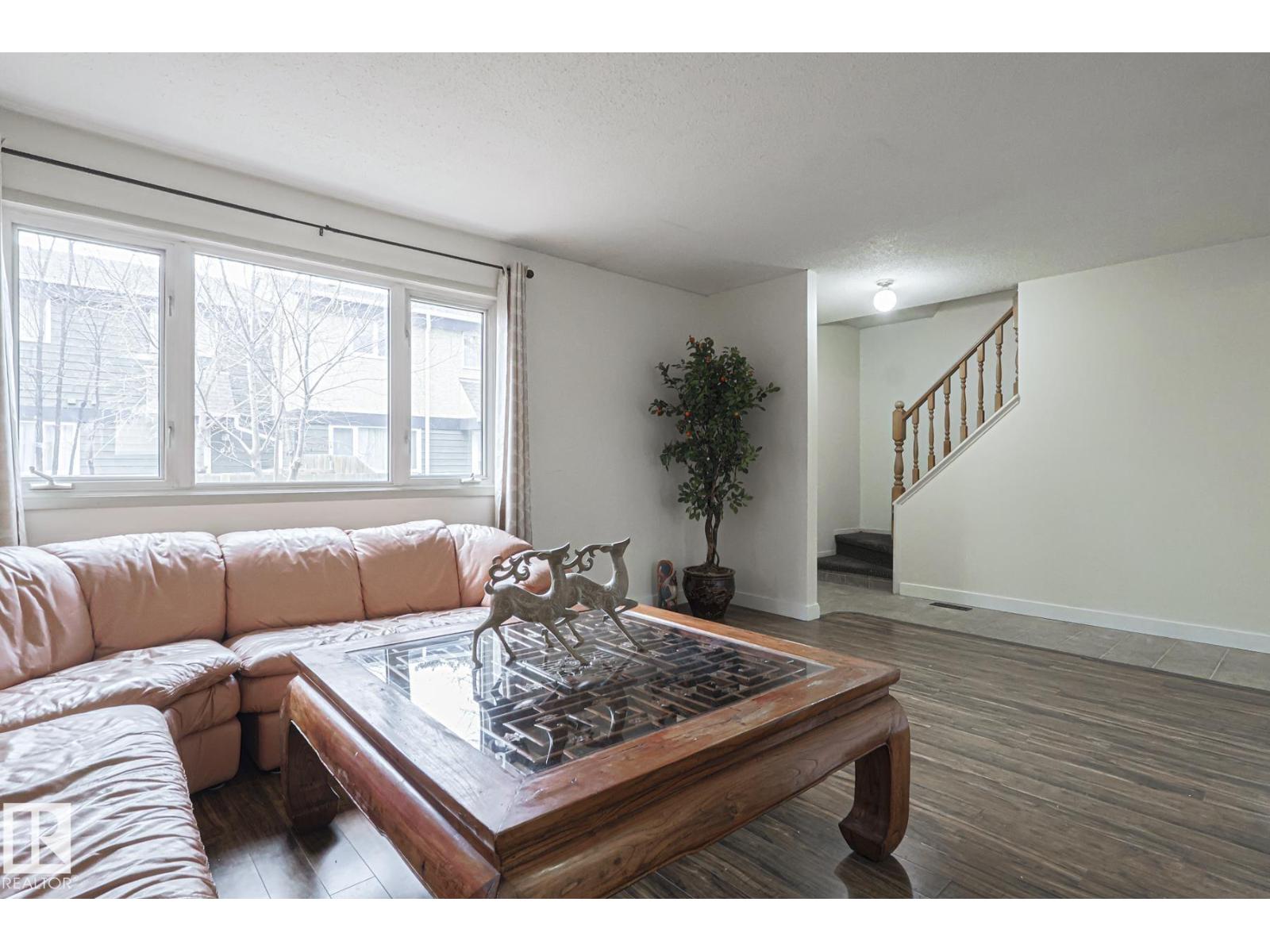 51 BELMEAD GARDENS NW, Edmonton