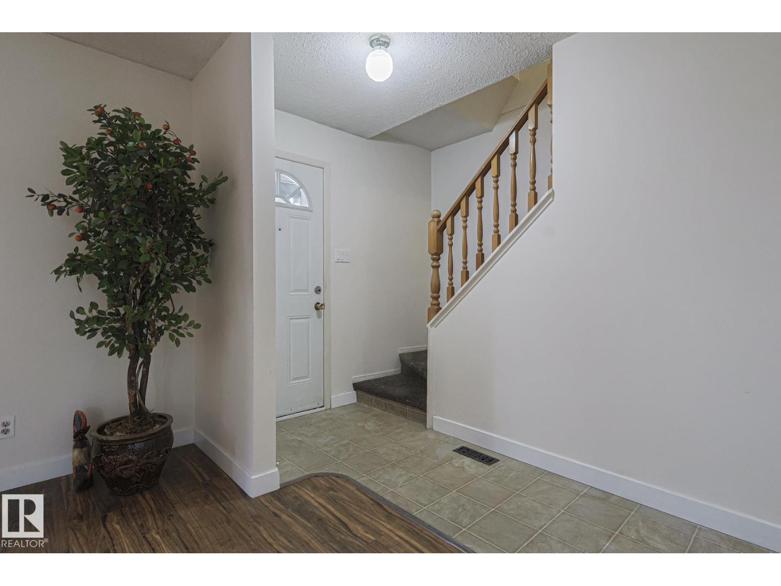 51 BELMEAD GARDENS NW, Edmonton