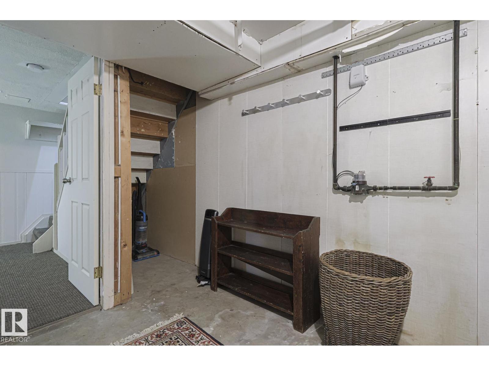 51 BELMEAD GARDENS NW, Edmonton