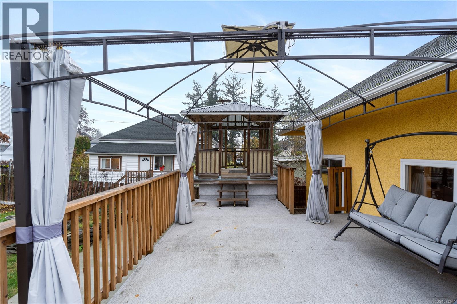 534 Nicol St, Nanaimo