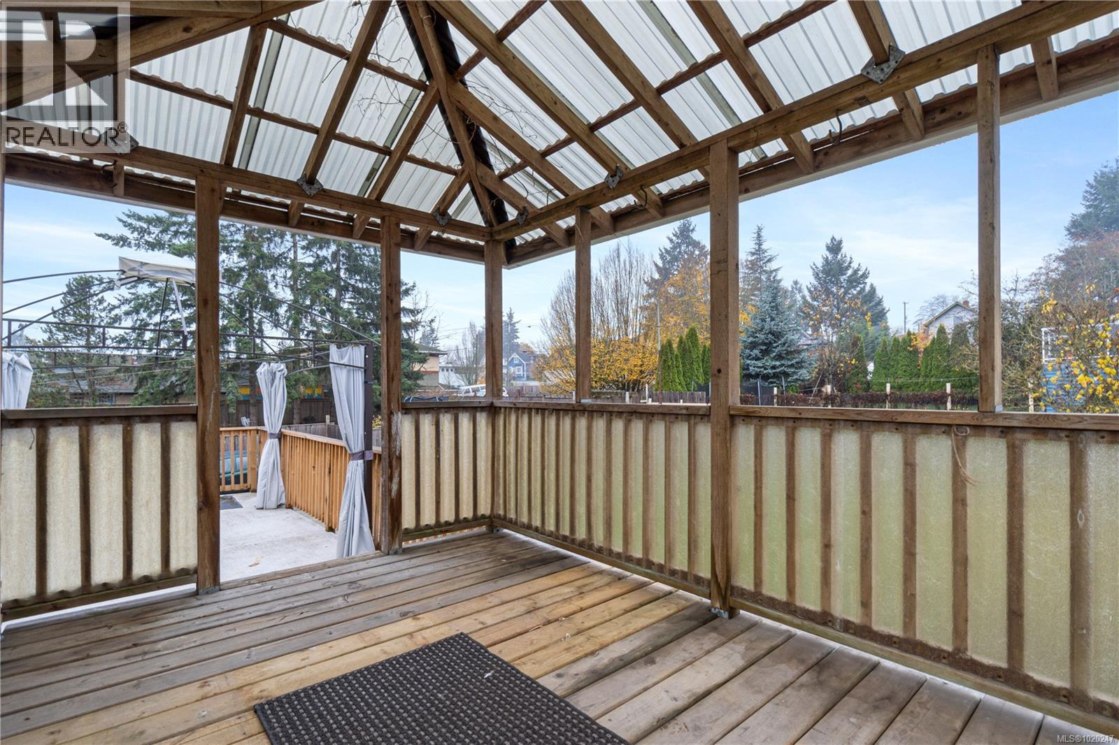 534 Nicol St, Nanaimo