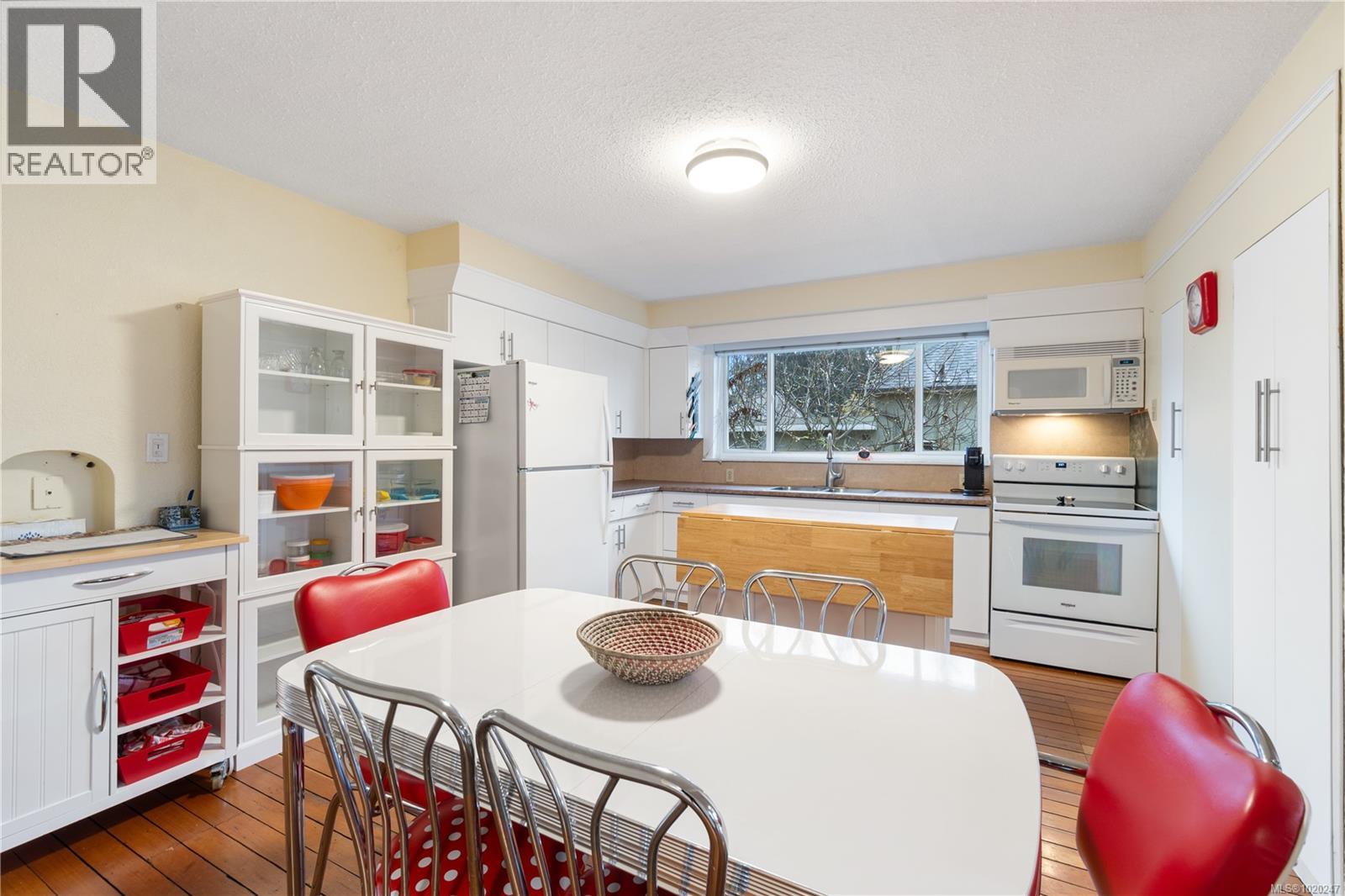 534 Nicol St, Nanaimo