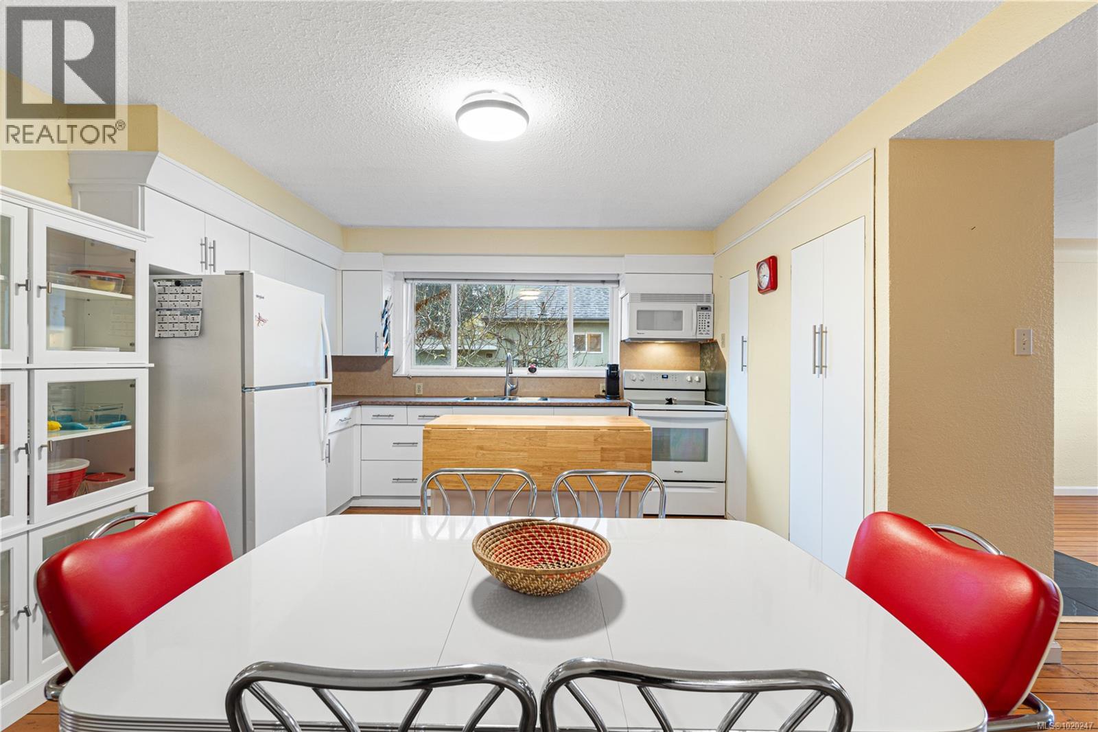 534 Nicol St, Nanaimo