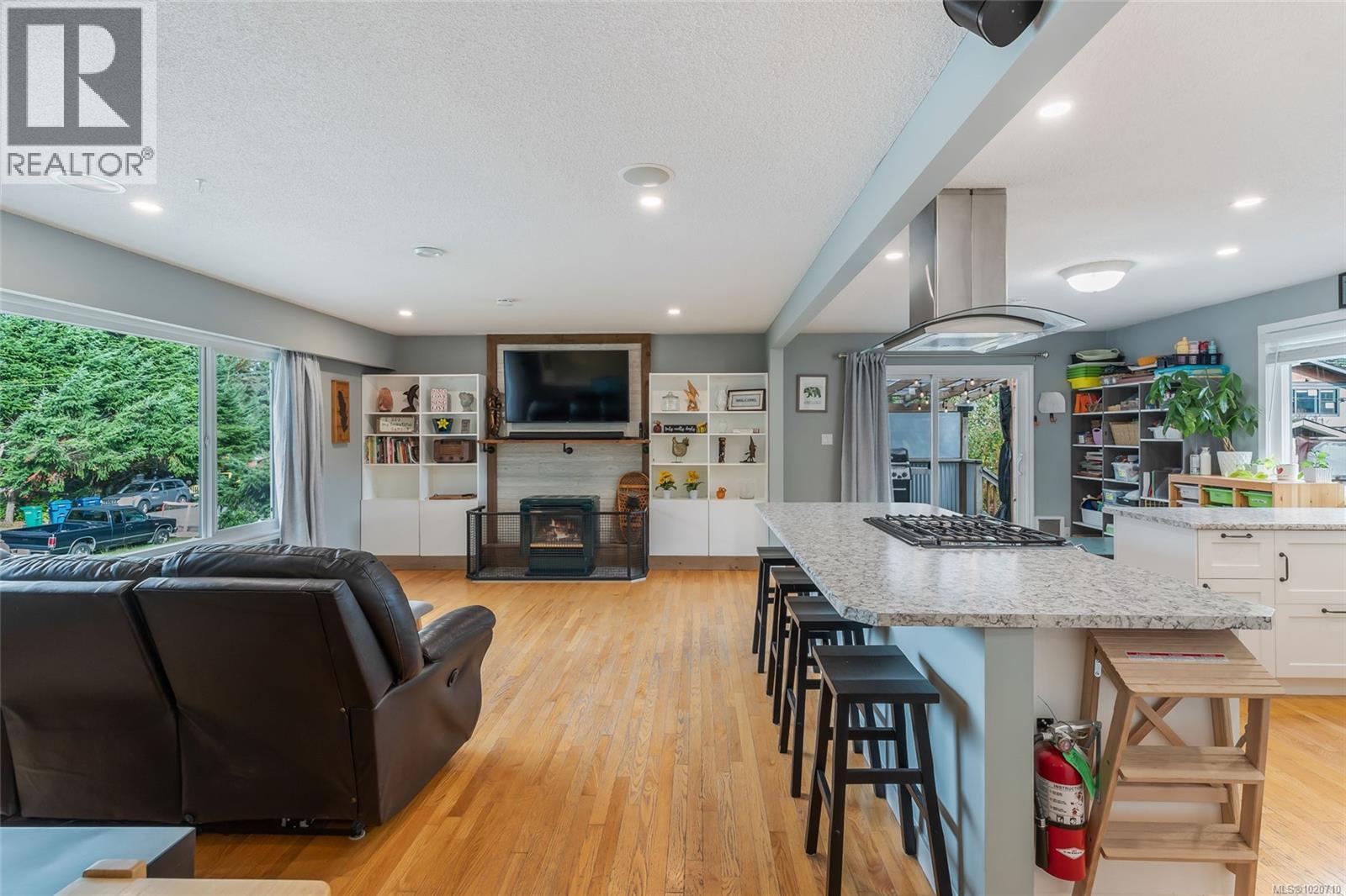 5523 Fernandez Pl, Nanaimo