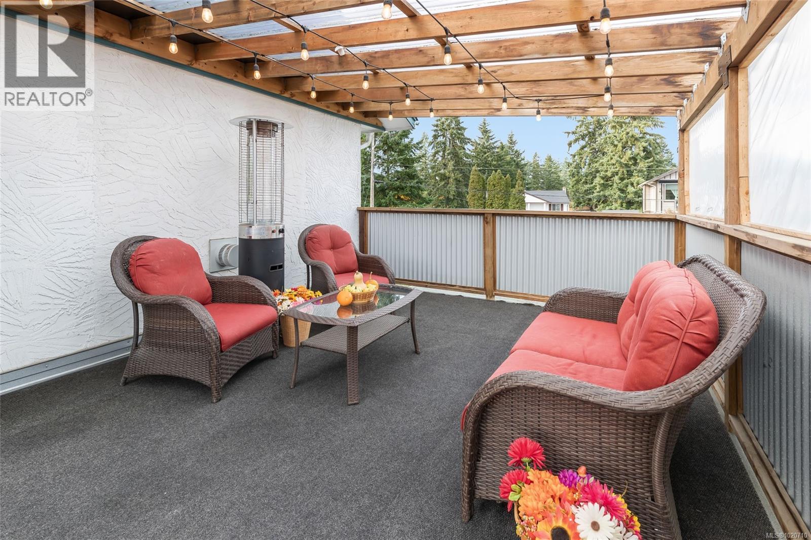 5523 Fernandez Pl, Nanaimo