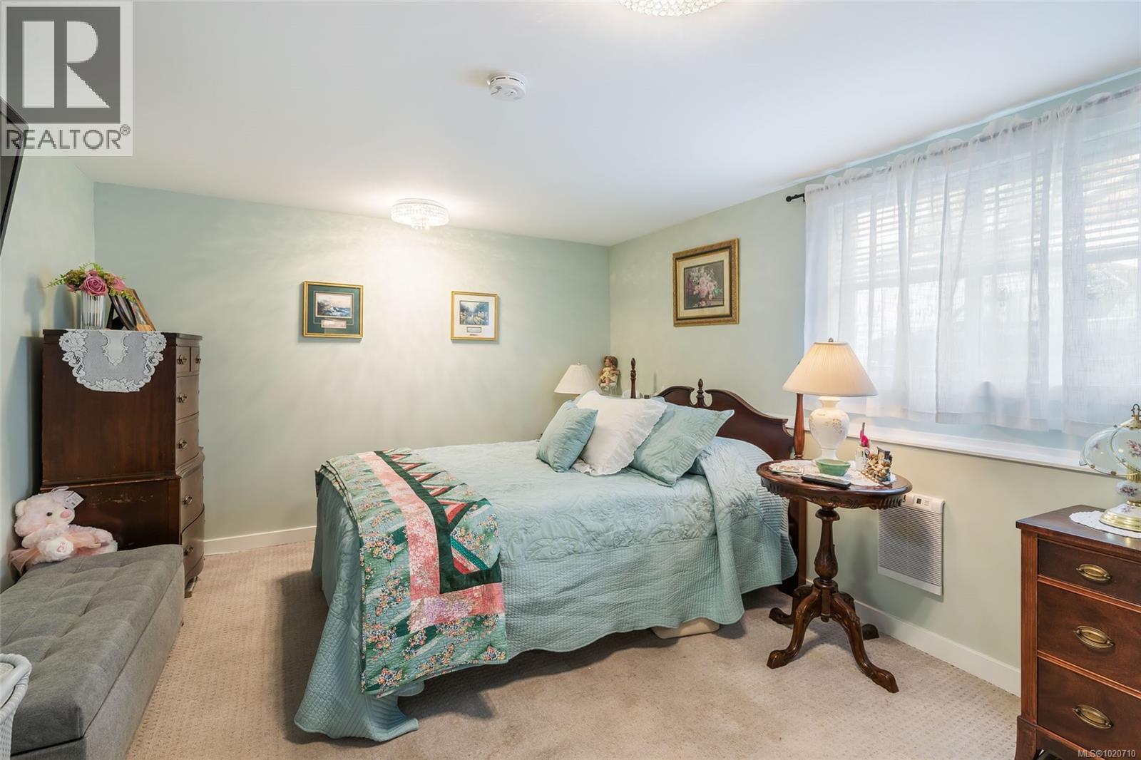 5523 Fernandez Pl, Nanaimo