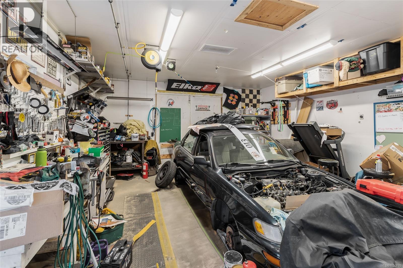 5523 Fernandez Pl, Nanaimo