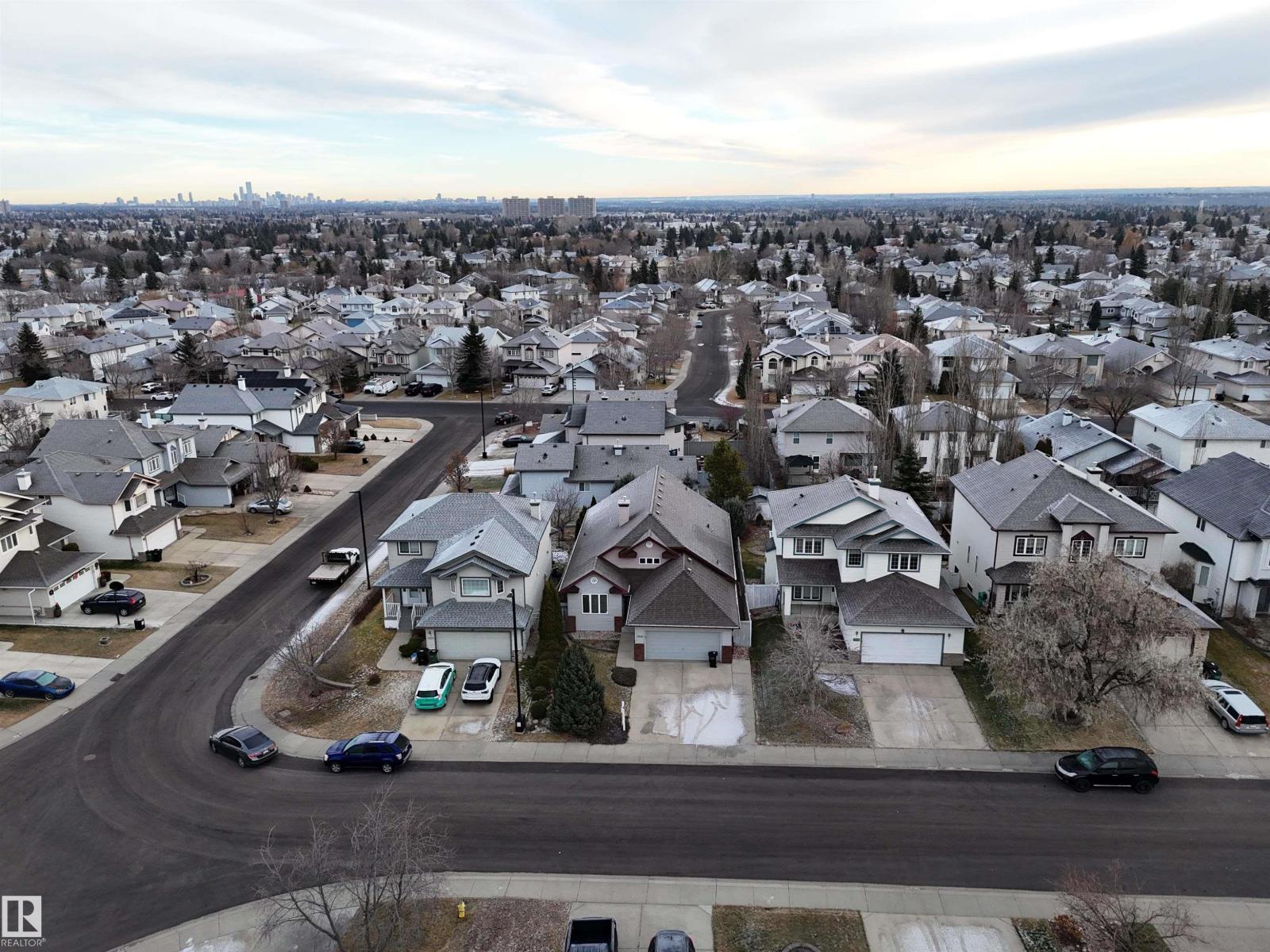 1248 ORMSBY LN NW, Edmonton