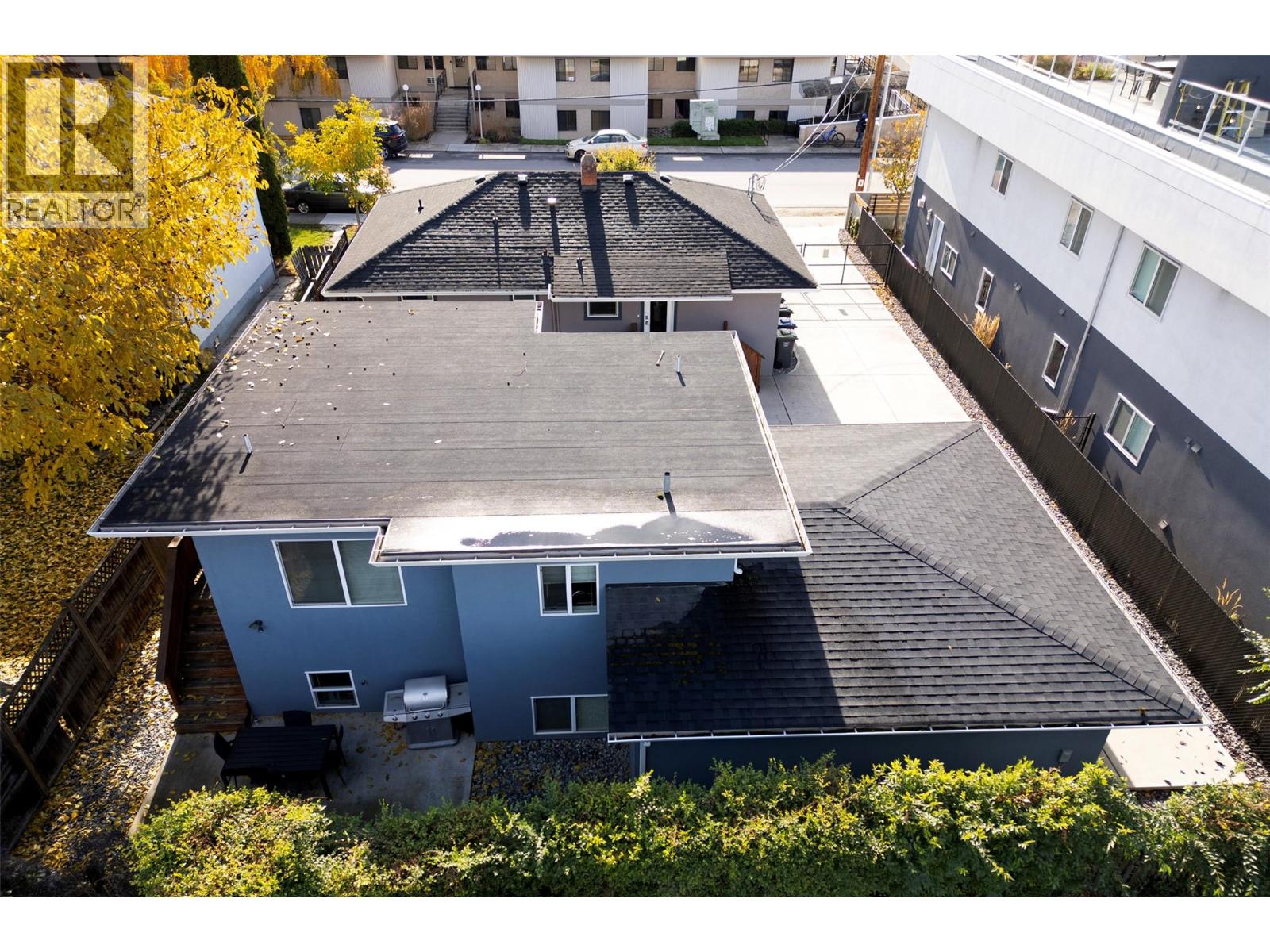  932-930 Lawson Avenue, Kelowna