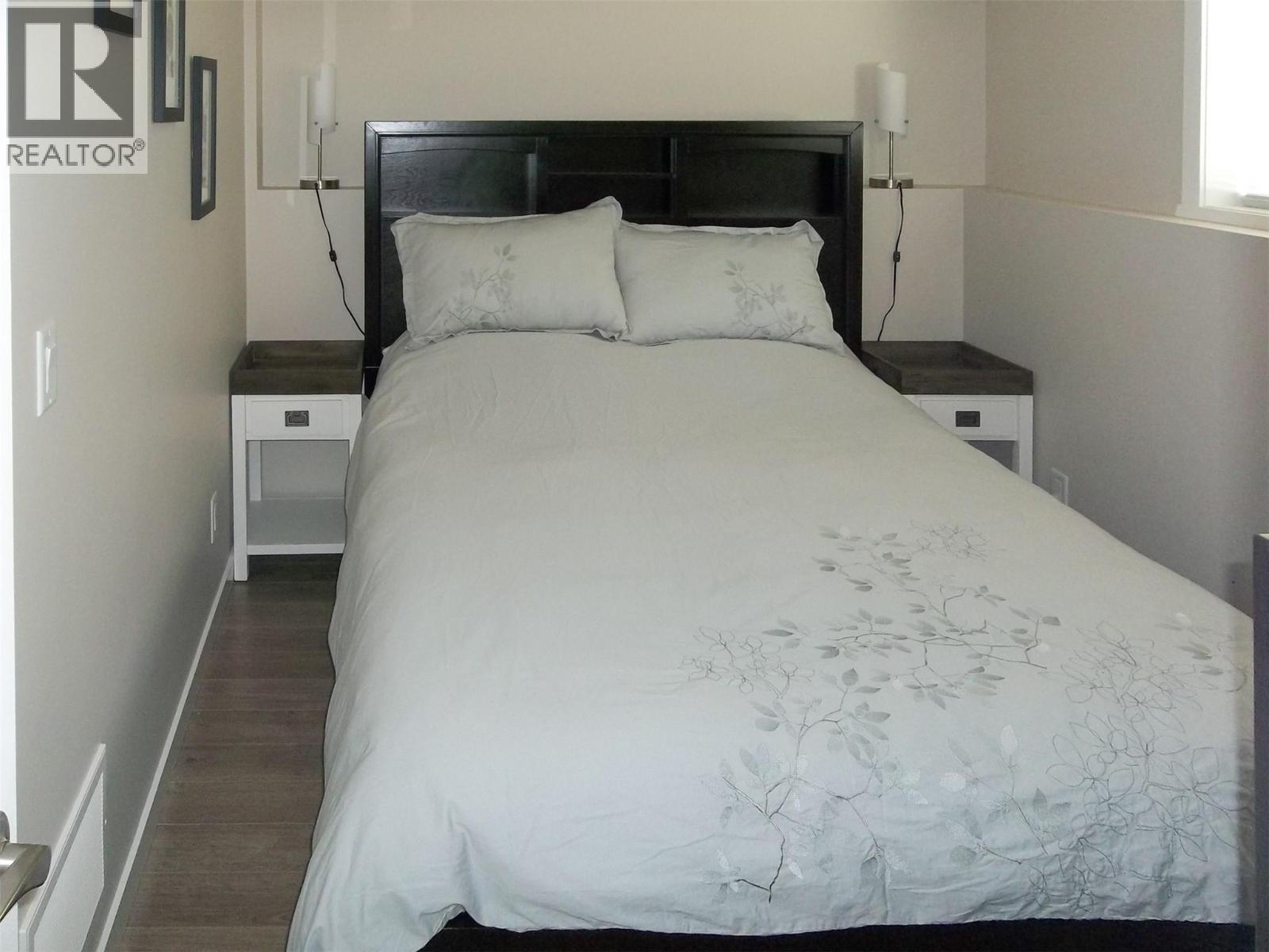  932-930 Lawson Avenue, Kelowna