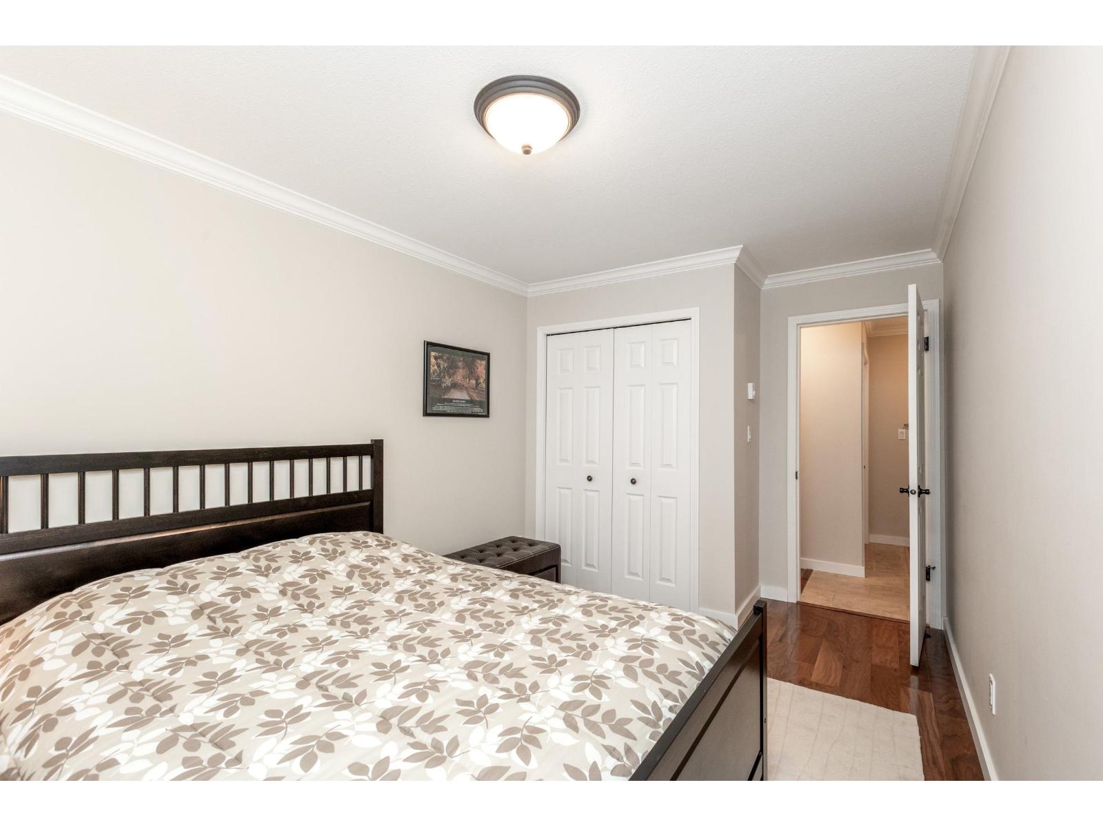 304 1351 VIDAL STREET, White Rock