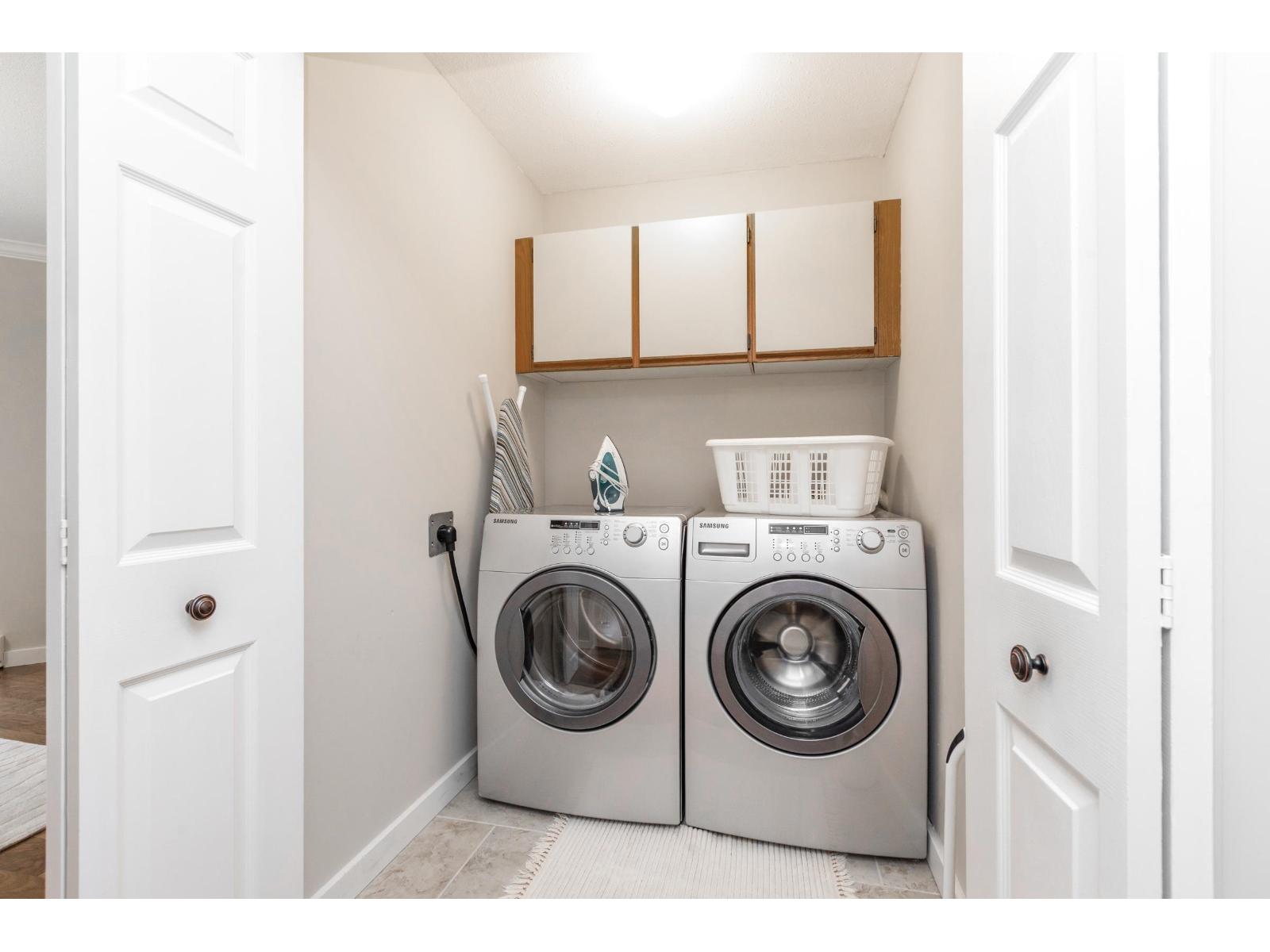 304 1351 VIDAL STREET, White Rock