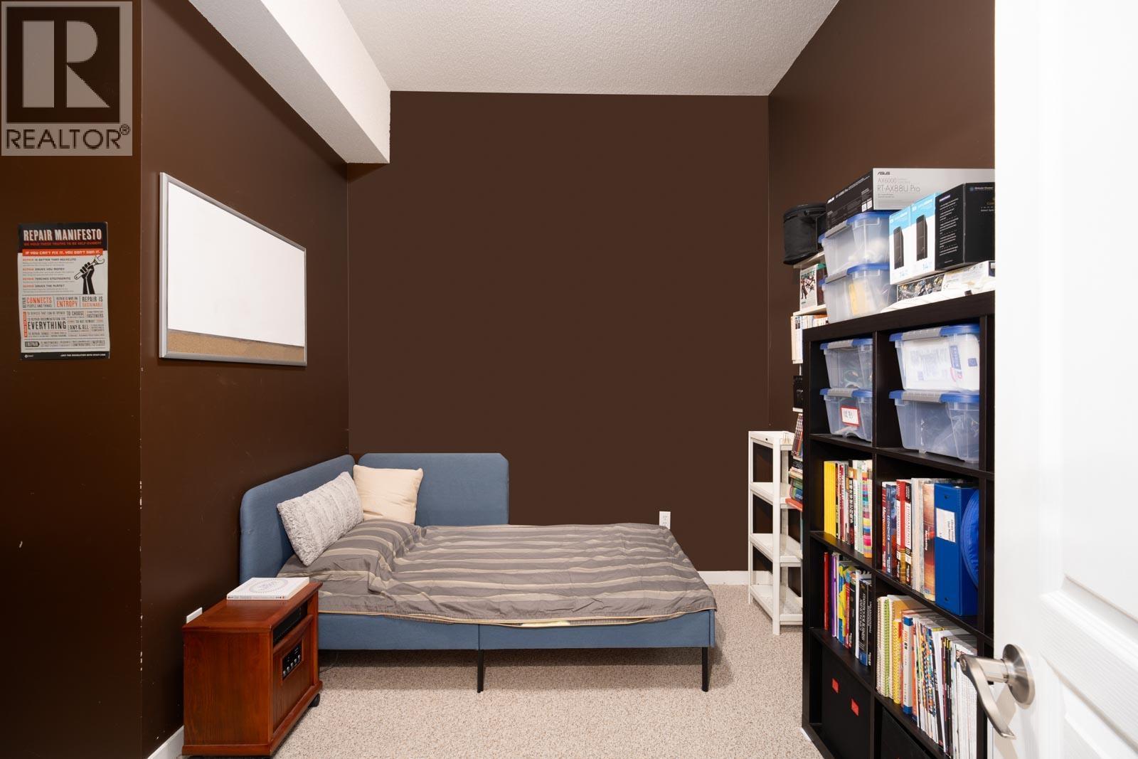 1 3586 RAINIER PLACE, Vancouver