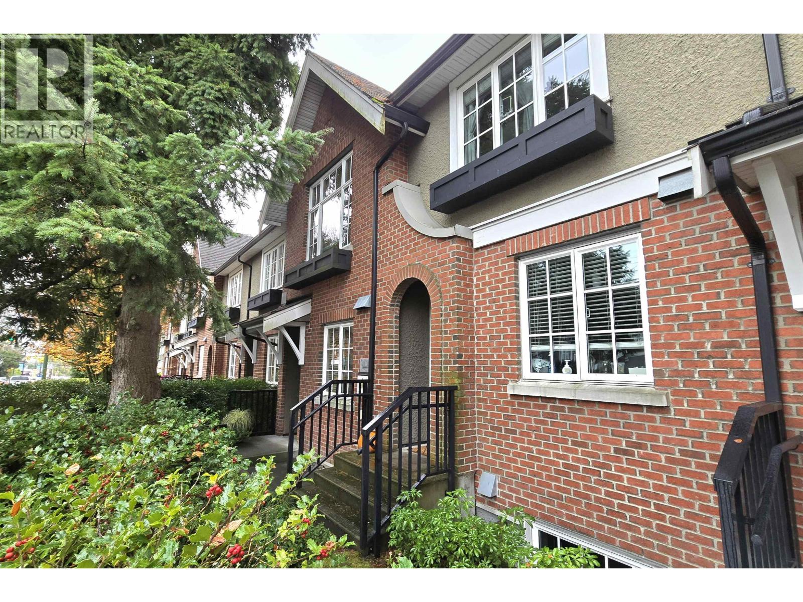 5467 DUNBAR STREET, Vancouver