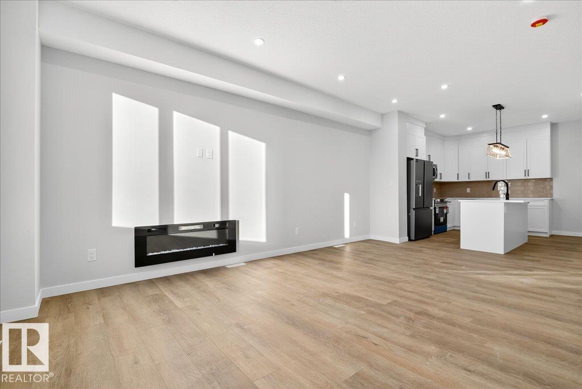 10506 162 ST NW, Edmonton