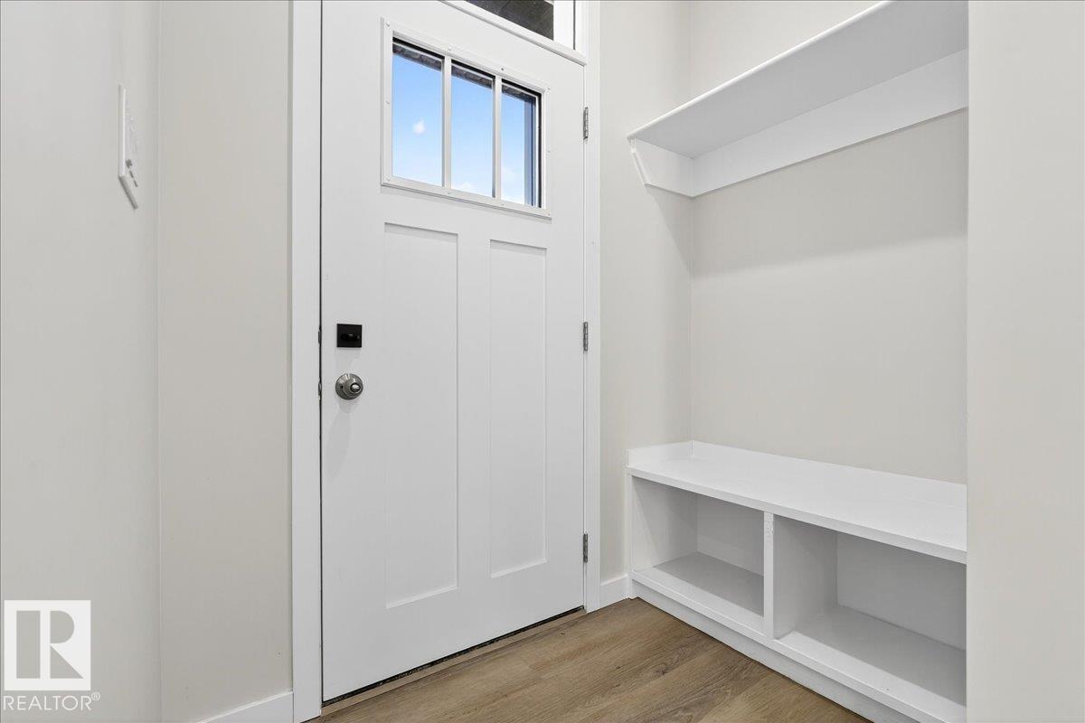 10506 162 ST NW, Edmonton