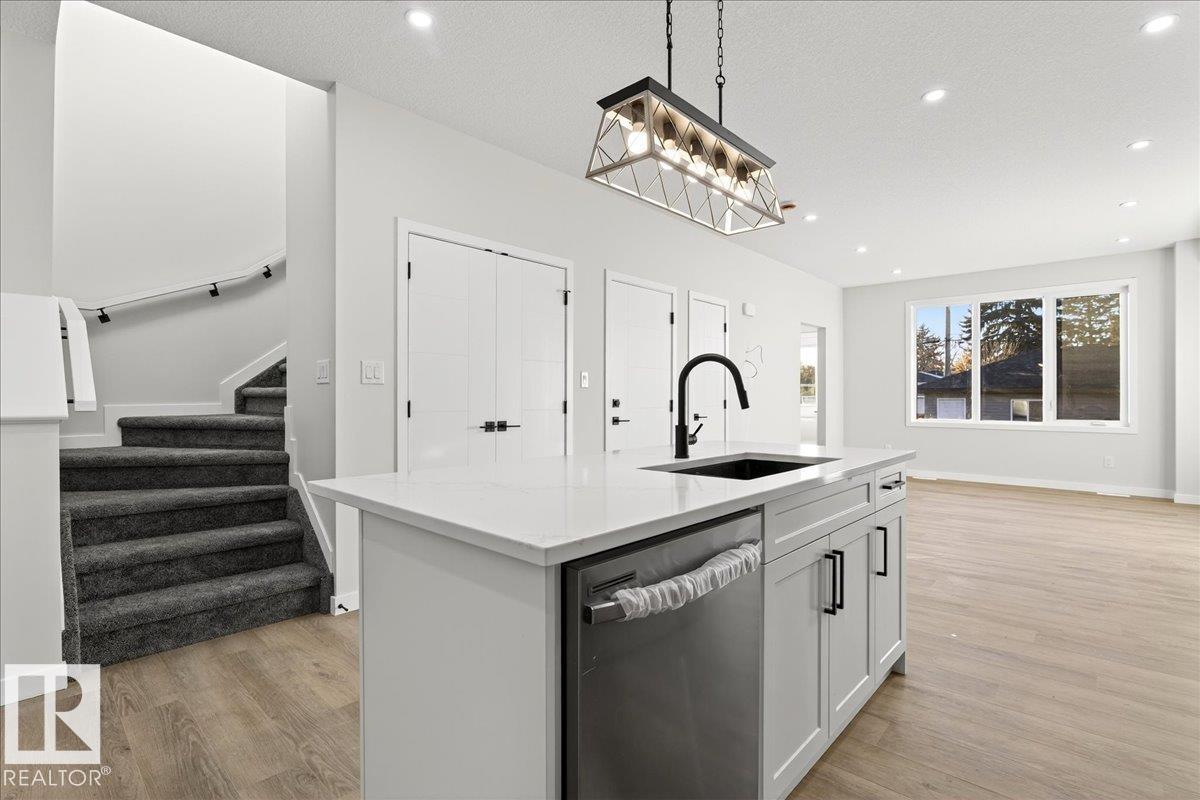 10506 162 ST NW, Edmonton