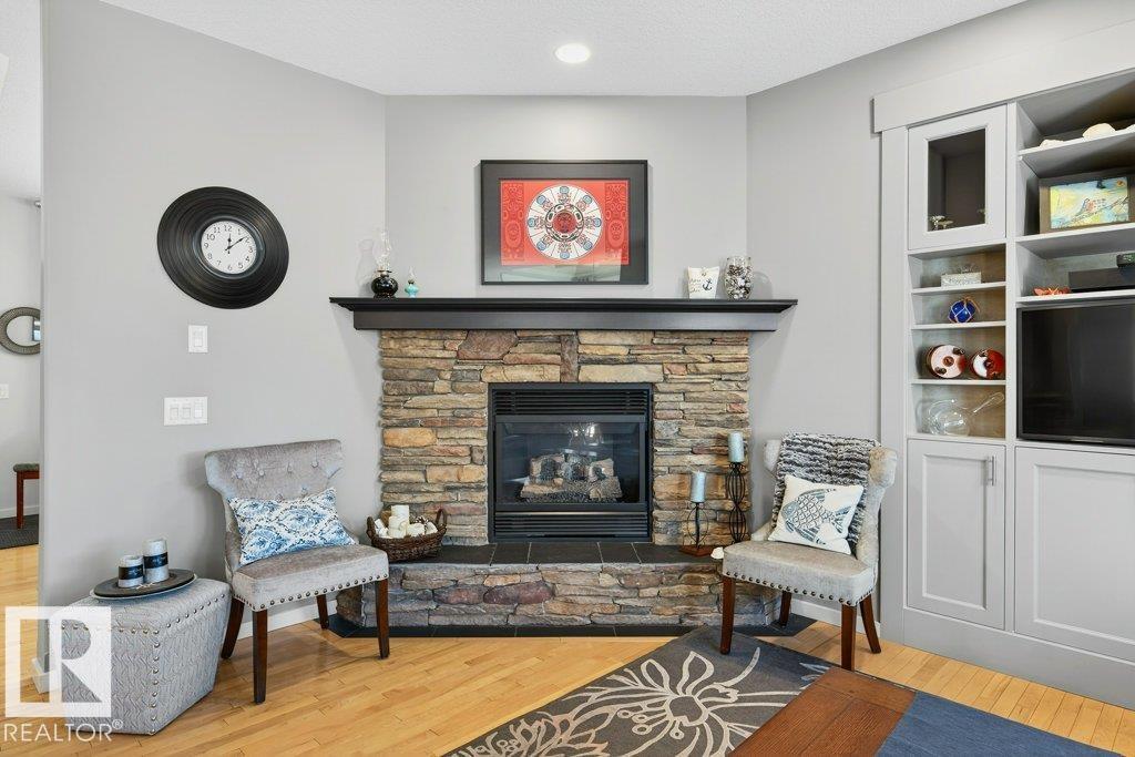 51 NICOLA RD, St. Albert