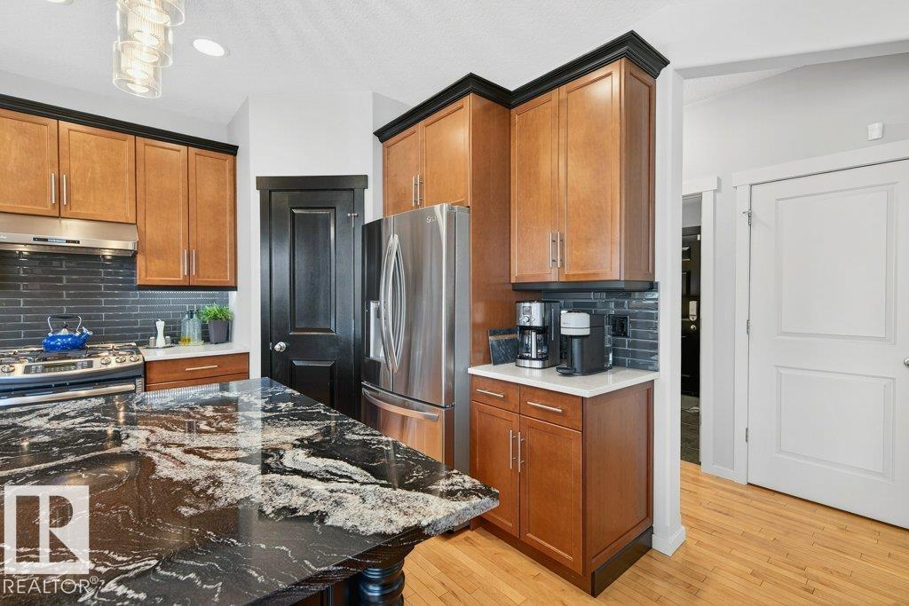 51 NICOLA RD, St. Albert