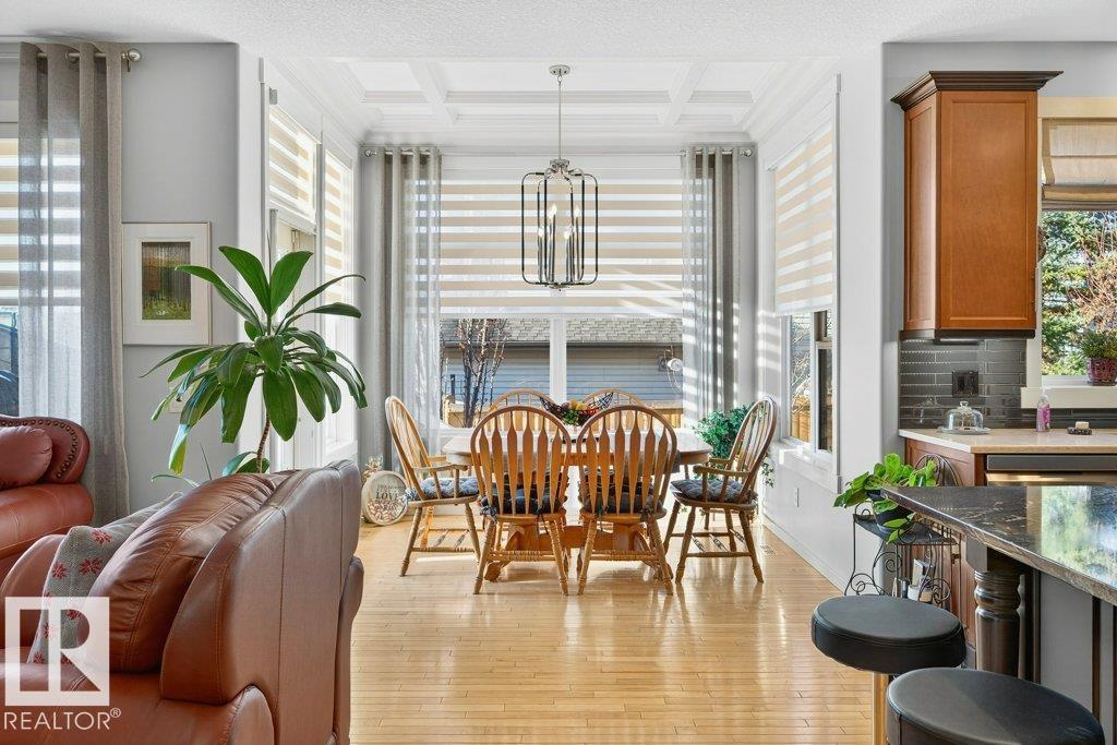 51 NICOLA RD, St. Albert