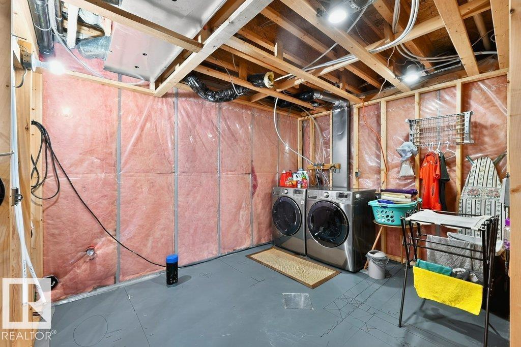 51 NICOLA RD, St. Albert