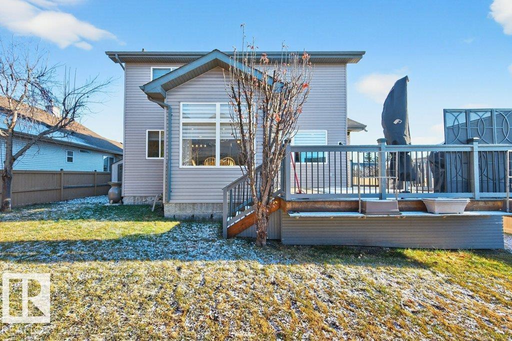 51 NICOLA RD, St. Albert