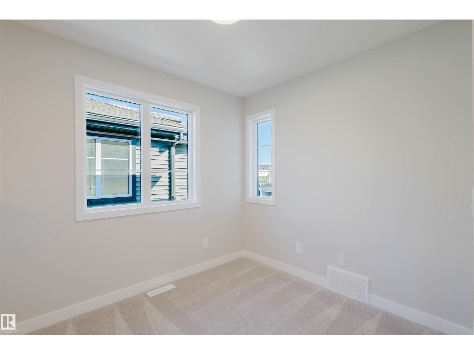 37 CHARTRES CL, St. Albert