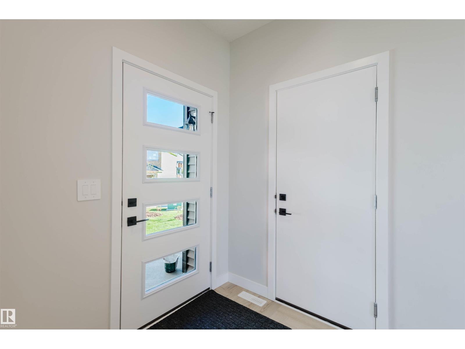 37 CHARTRES CL, St. Albert