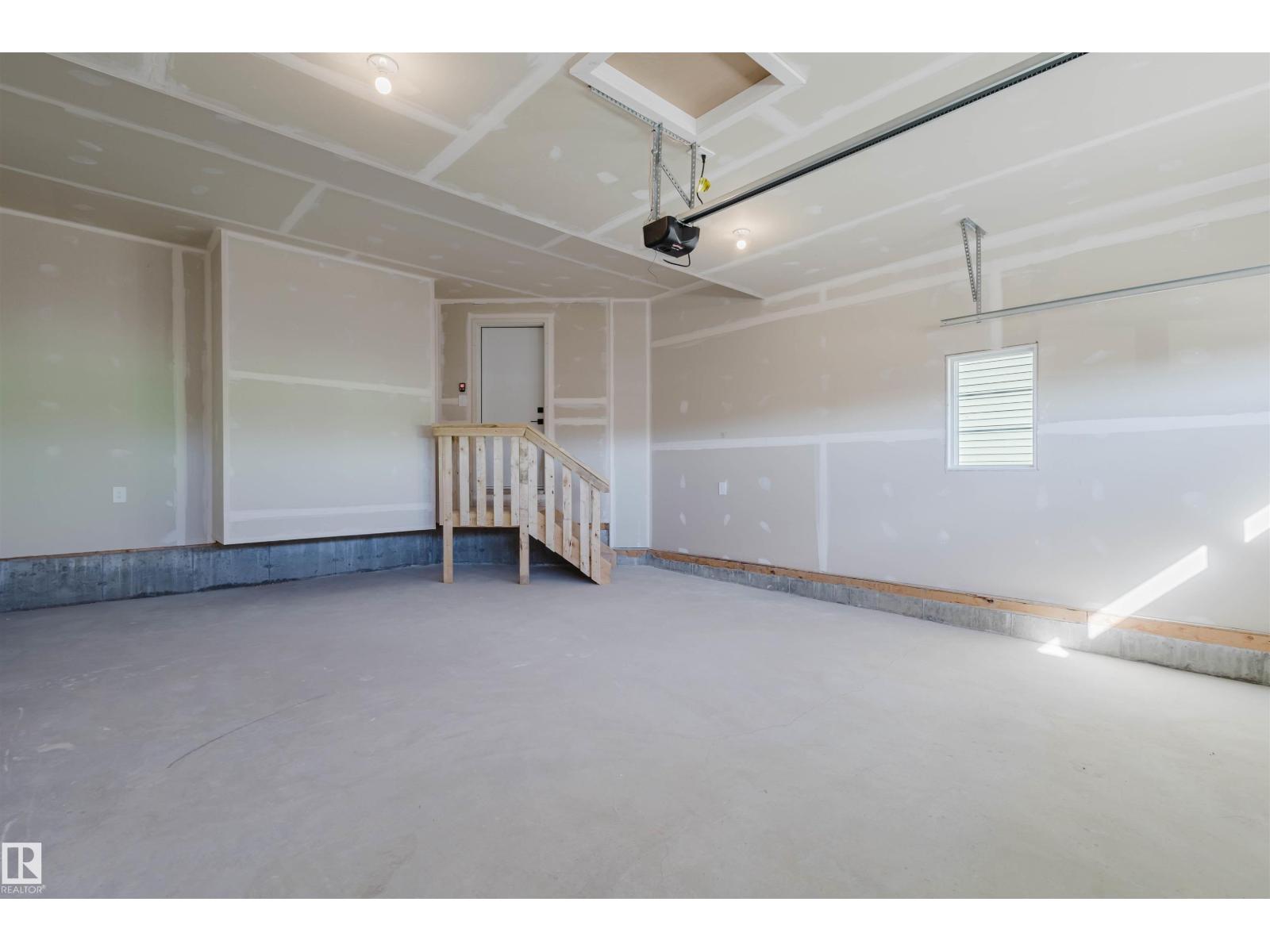 37 CHARTRES CL, St. Albert