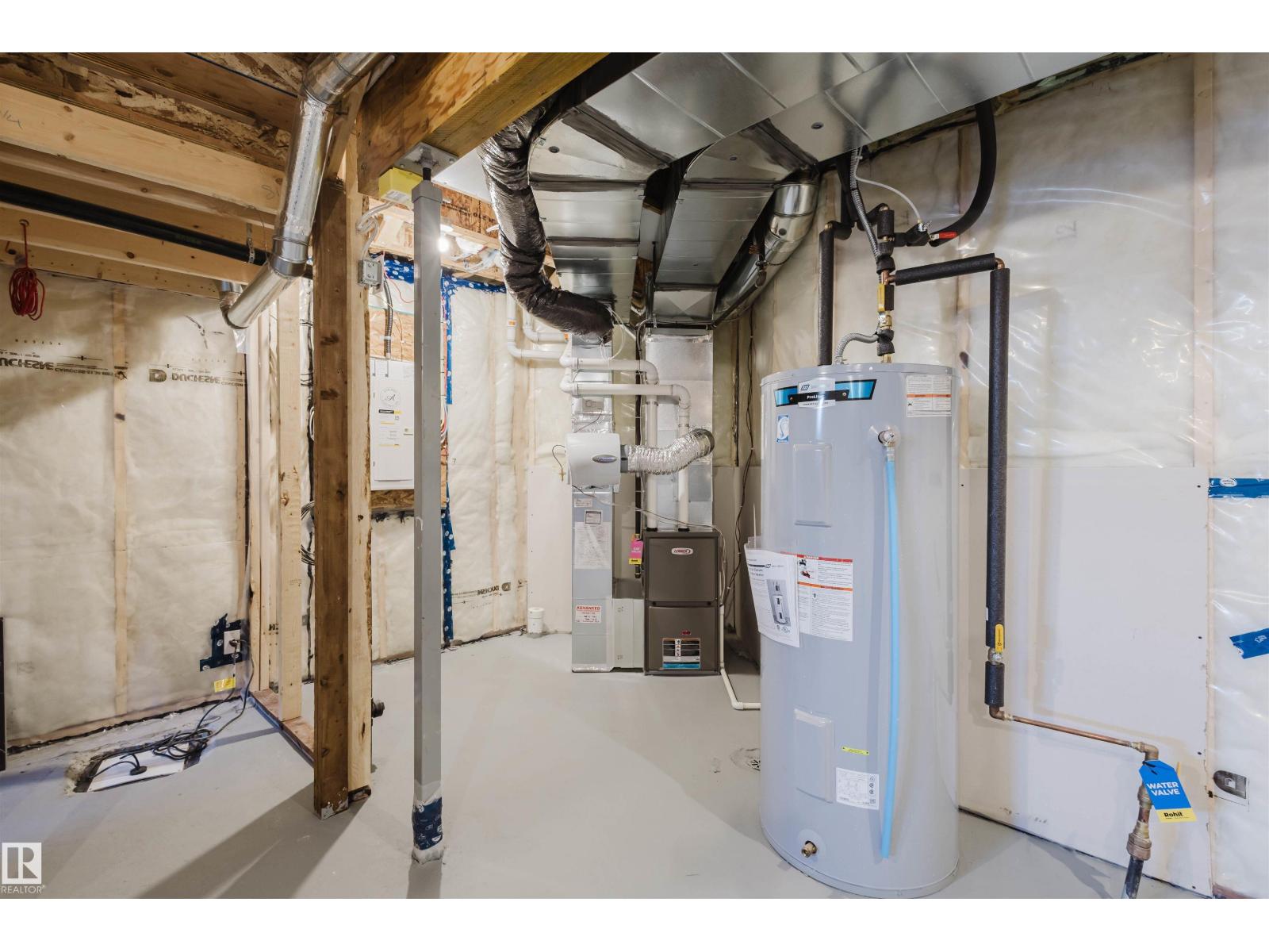 37 CHARTRES CL, St. Albert