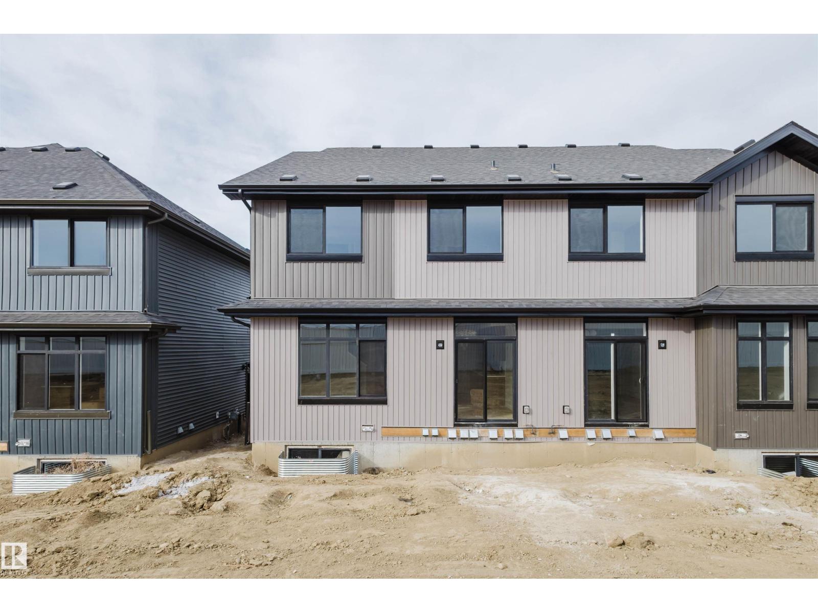 37 CHARTRES CL, St. Albert