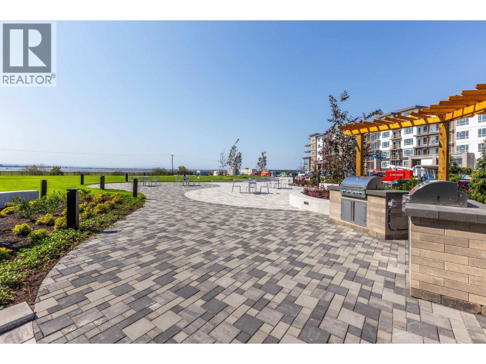 #606-2499 RABBIT Drive, Delta