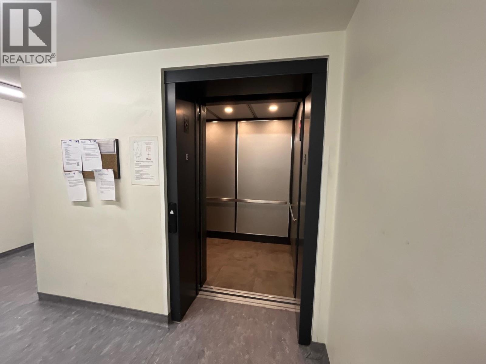 503 415 E COLUMBIA STREET, New Westminster