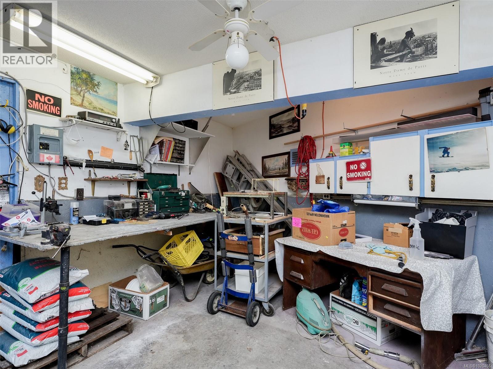 105 2610 Graham St, Victoria