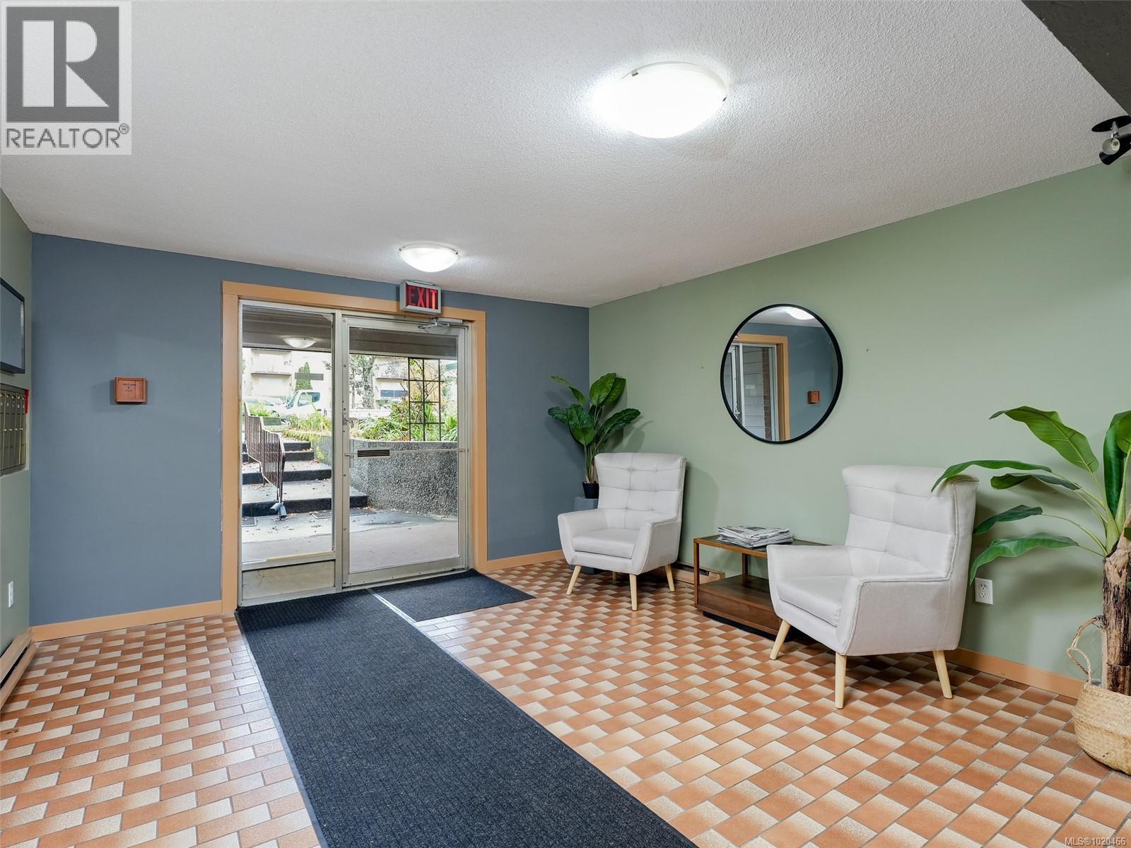 105 2610 Graham St, Victoria