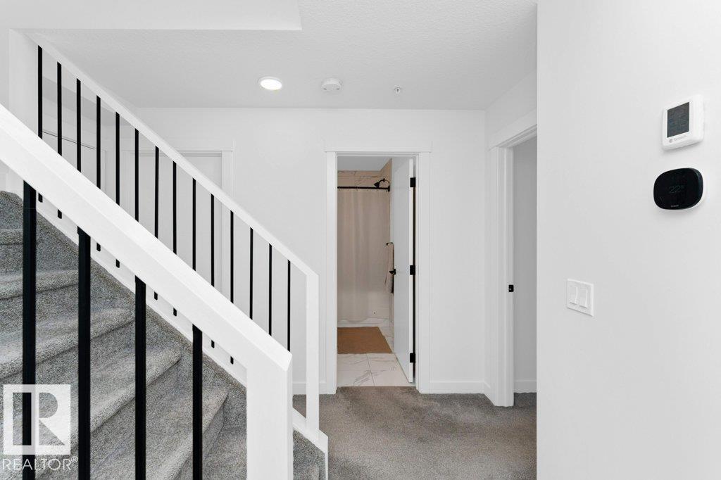 #8 9745 92 ST NW, Edmonton