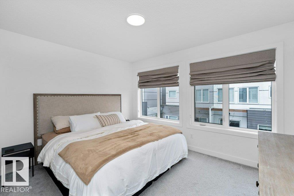 #8 9745 92 ST NW, Edmonton