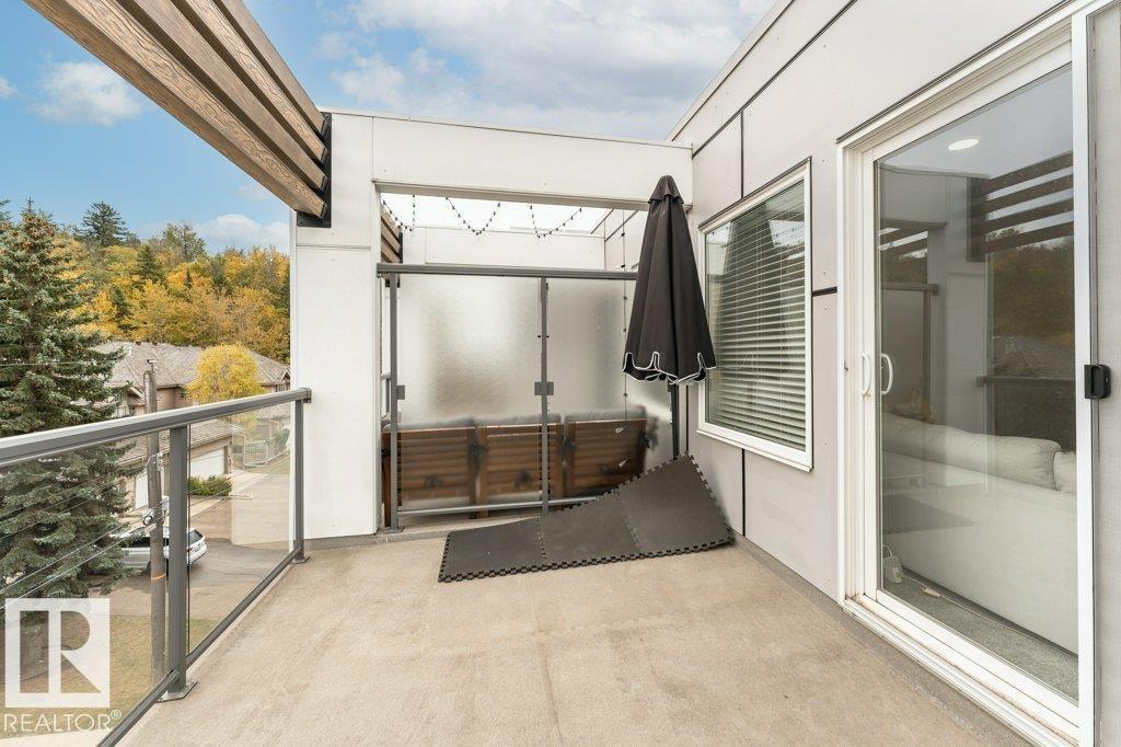 #8 9745 92 ST NW, Edmonton